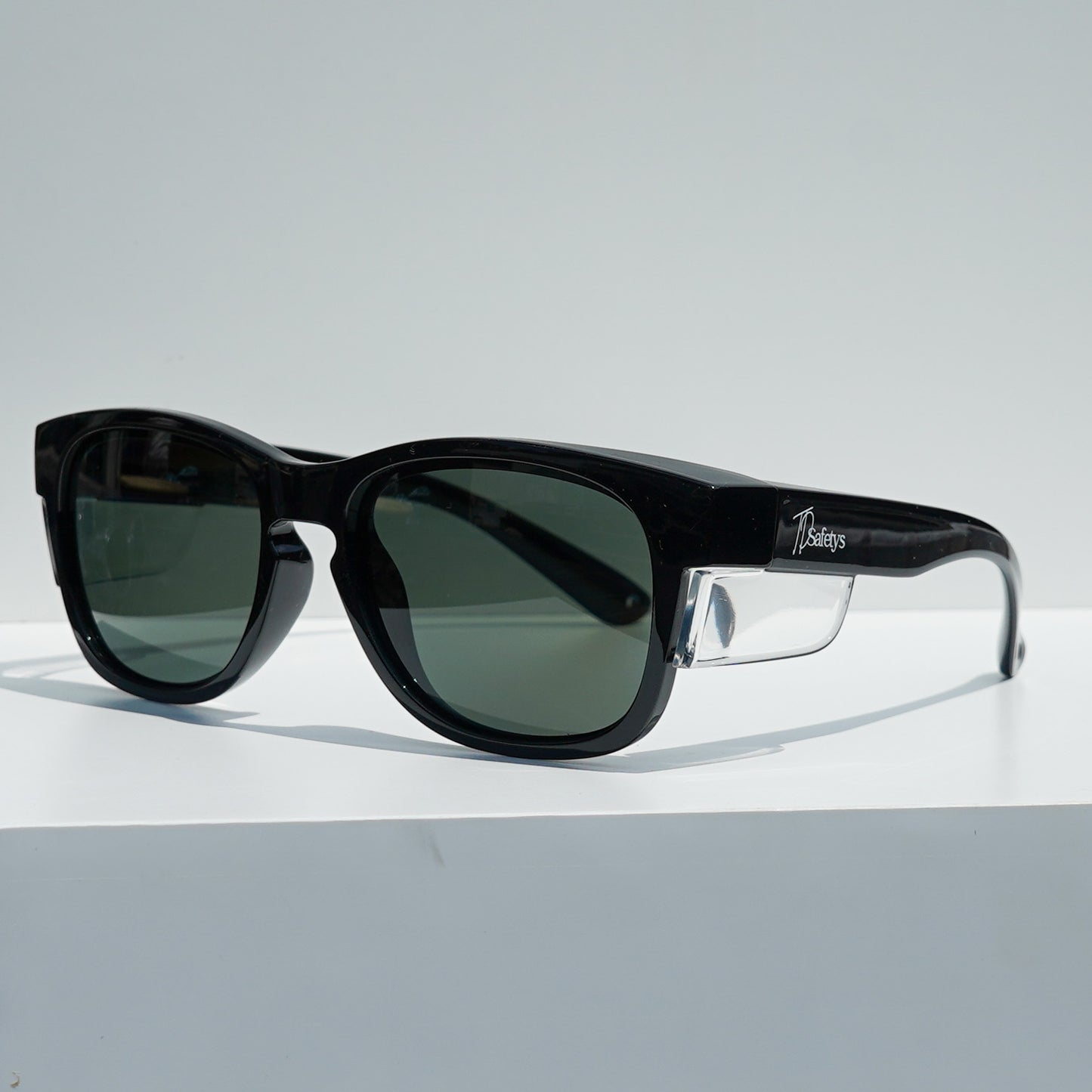 Evo Gloss Black Classics - Gloss Black and Black Lenses