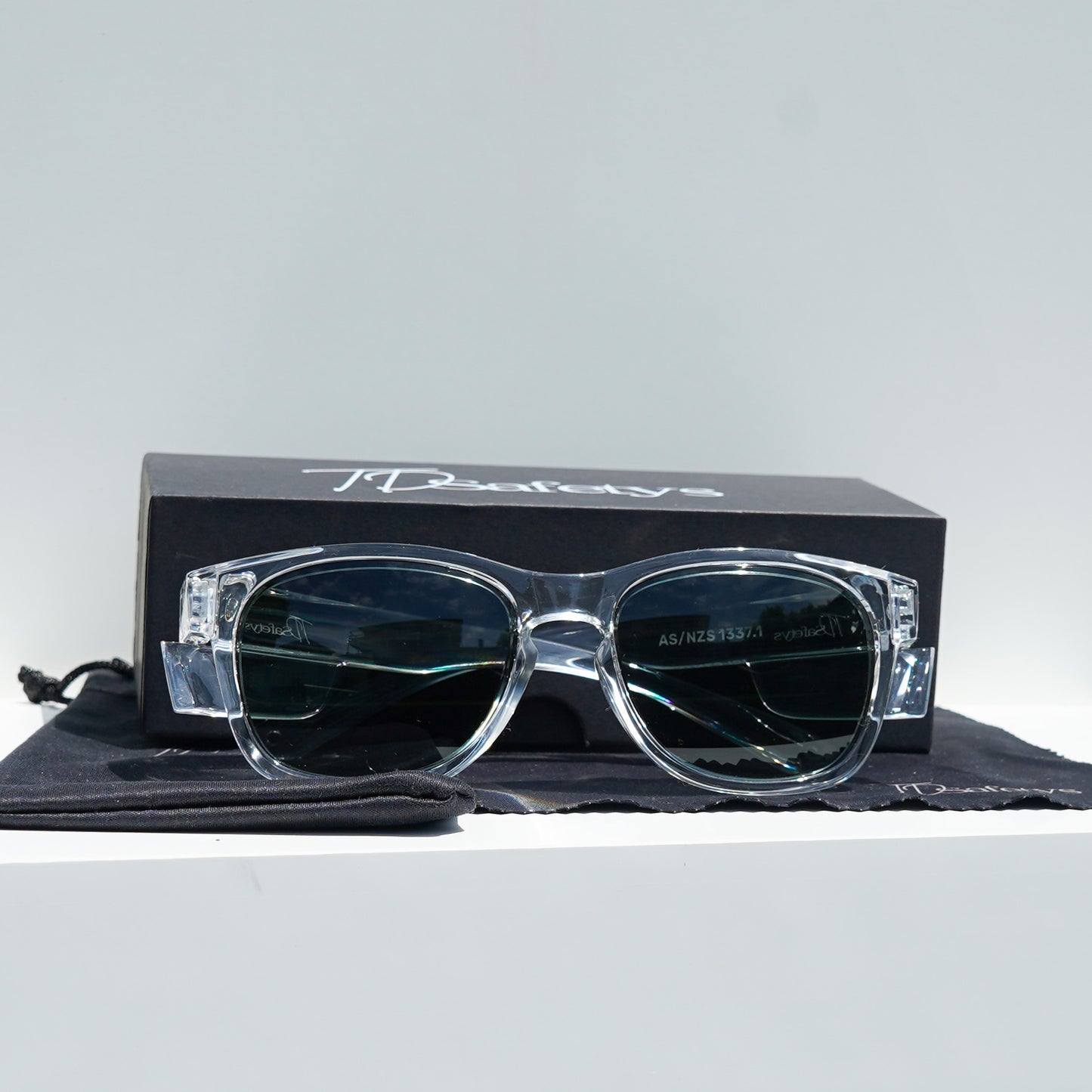 Evo Clear Classics - Clear and Black Lenses