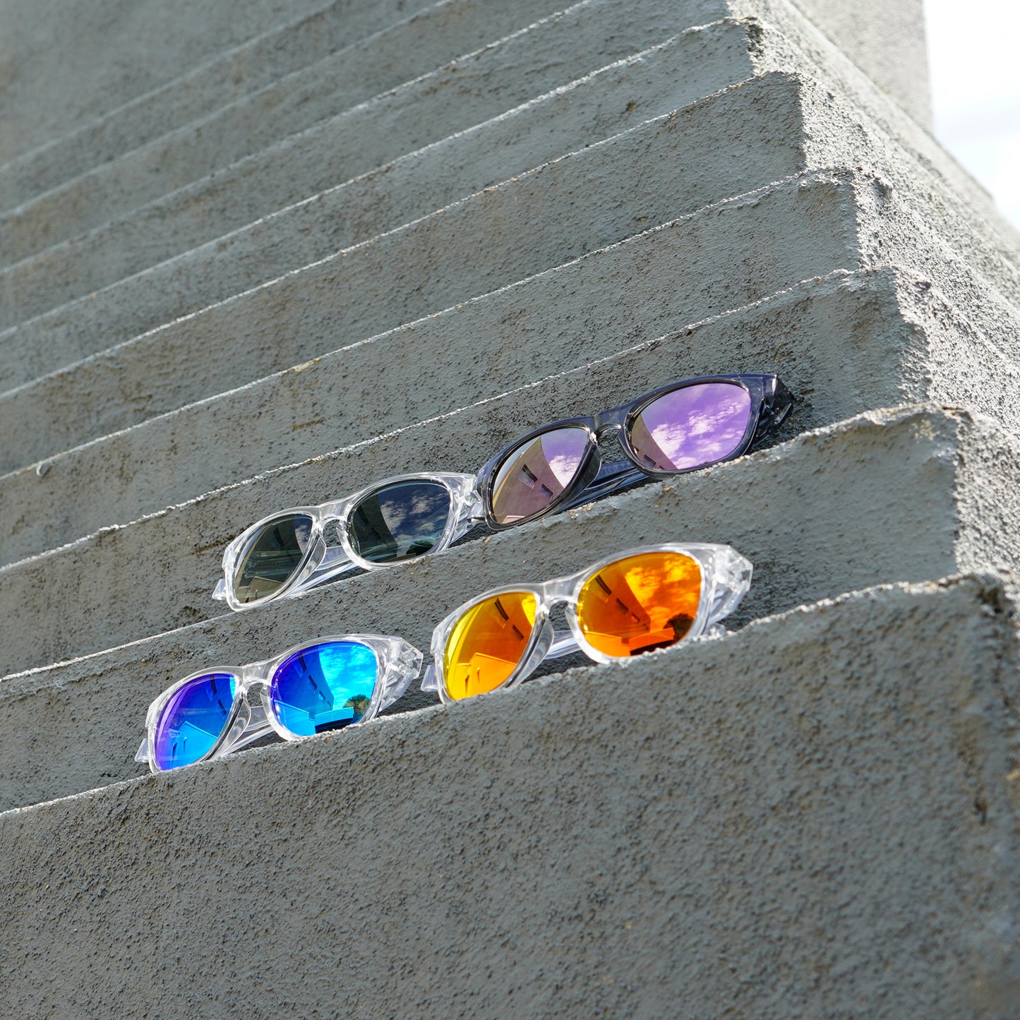 Evo Gloss Black Classics - Gloss Black and Black Lenses