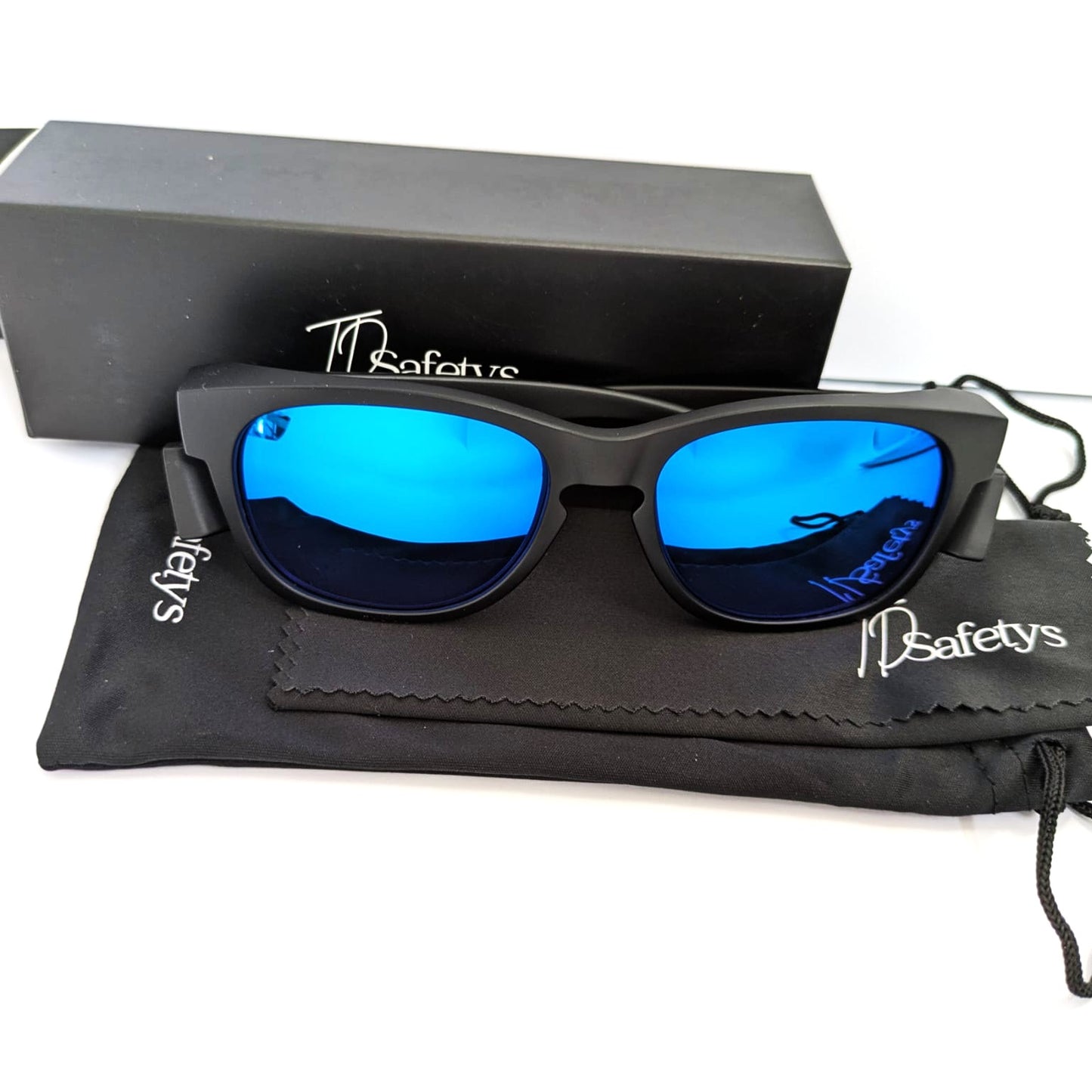 Evo Blue Black - Matte Black and Blue Lenses